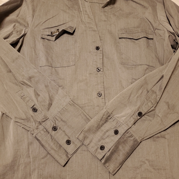 Shirt - Picture 3 of 3